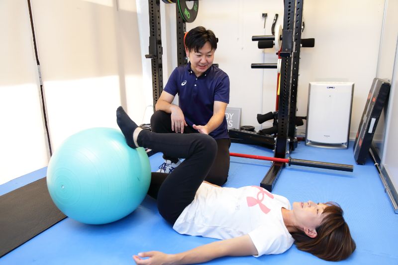 姿勢を改善するためには